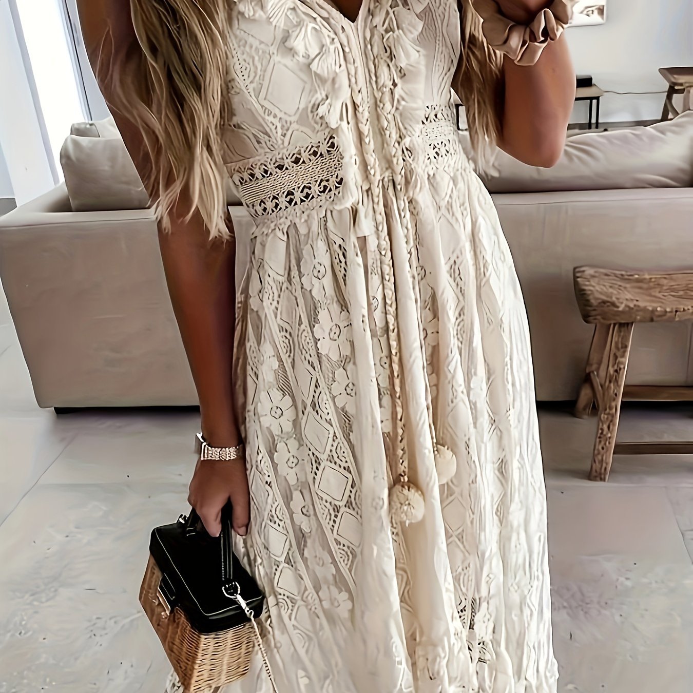 Elegant V-Neck Lace Slingback Maxi Dress