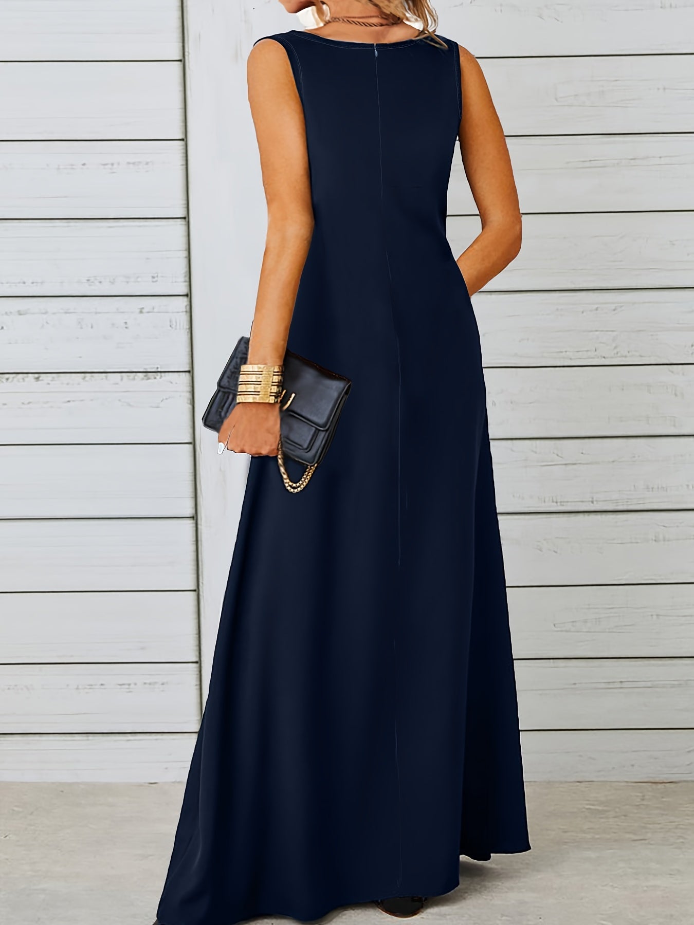 Elegant Sleeveless Jacquard Dress