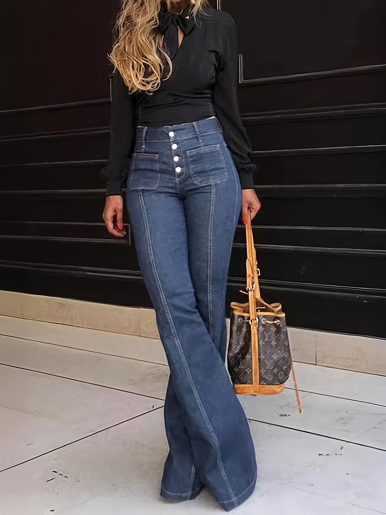 Ebonelle