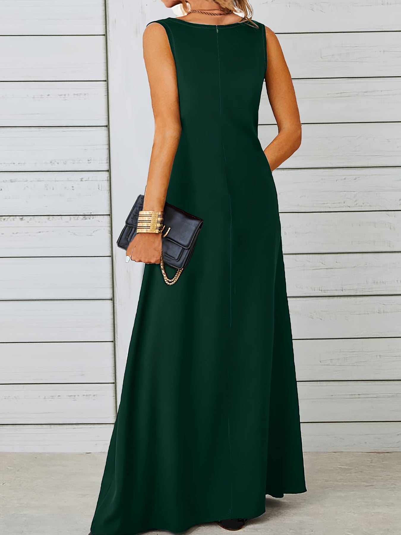 Elegant Sleeveless Jacquard Dress